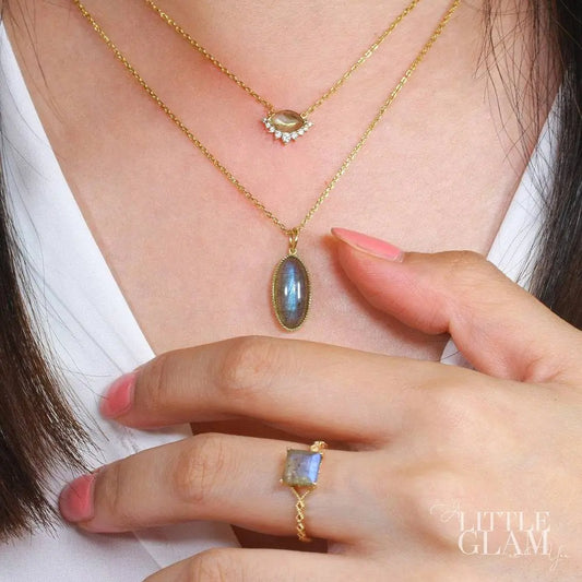 Little Glam Vintage Oval Labradorite Pendant Necklace Labradorite