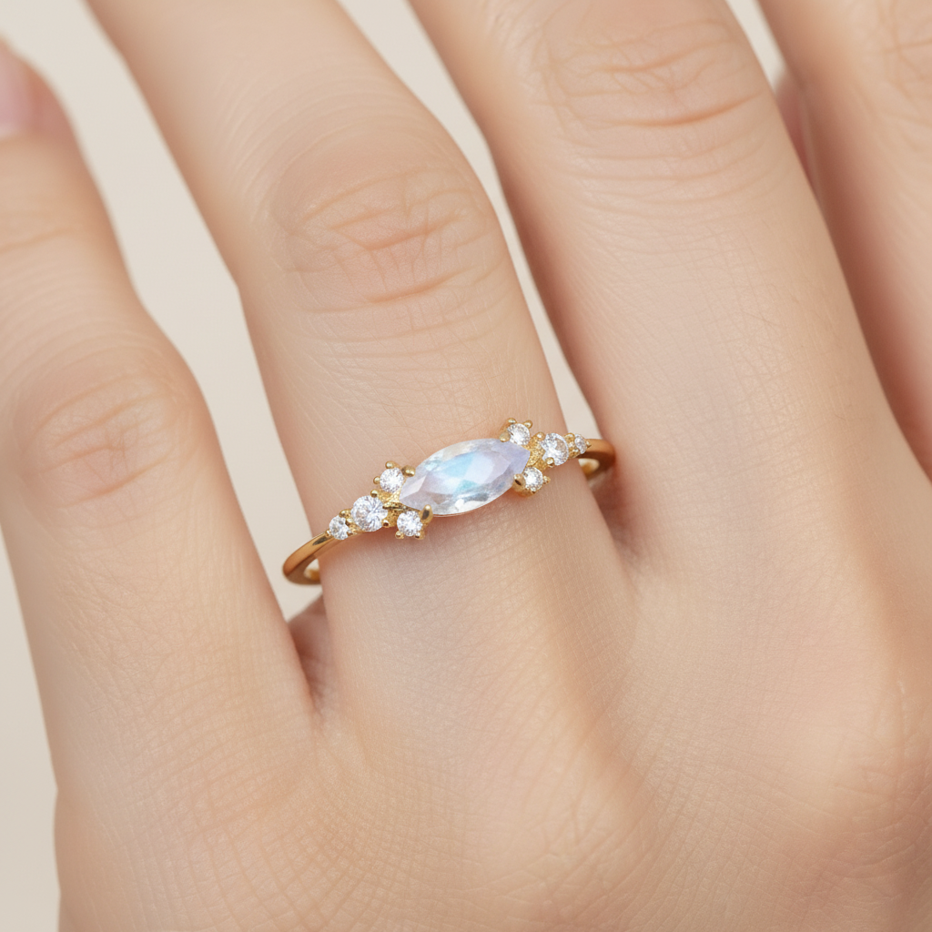 Angel Eye Moonstone Ring Moonstone & White Topaz